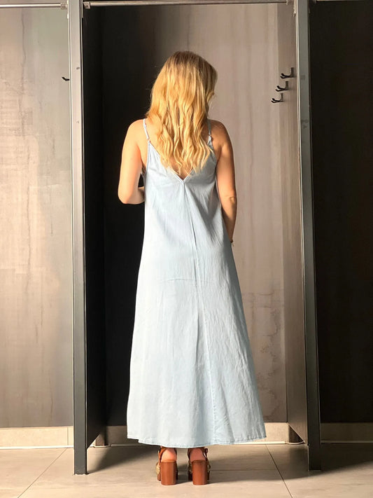 Longue robe en jeans à coeur