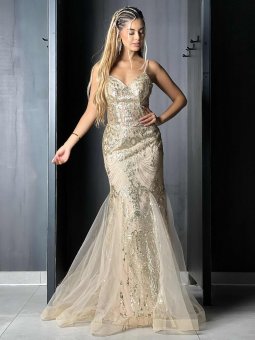 Robe de cérémonie dorée