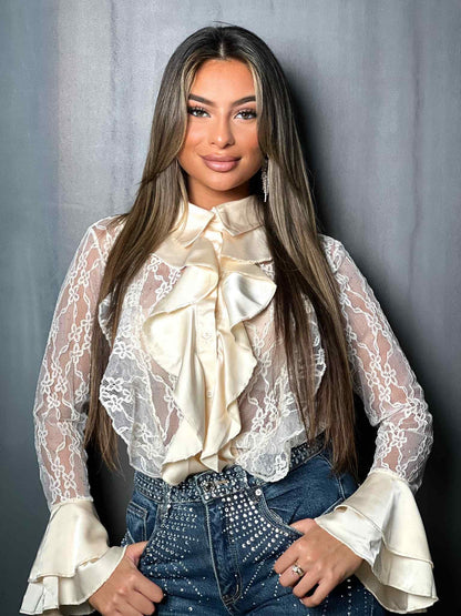 Blouse beige en dentelle