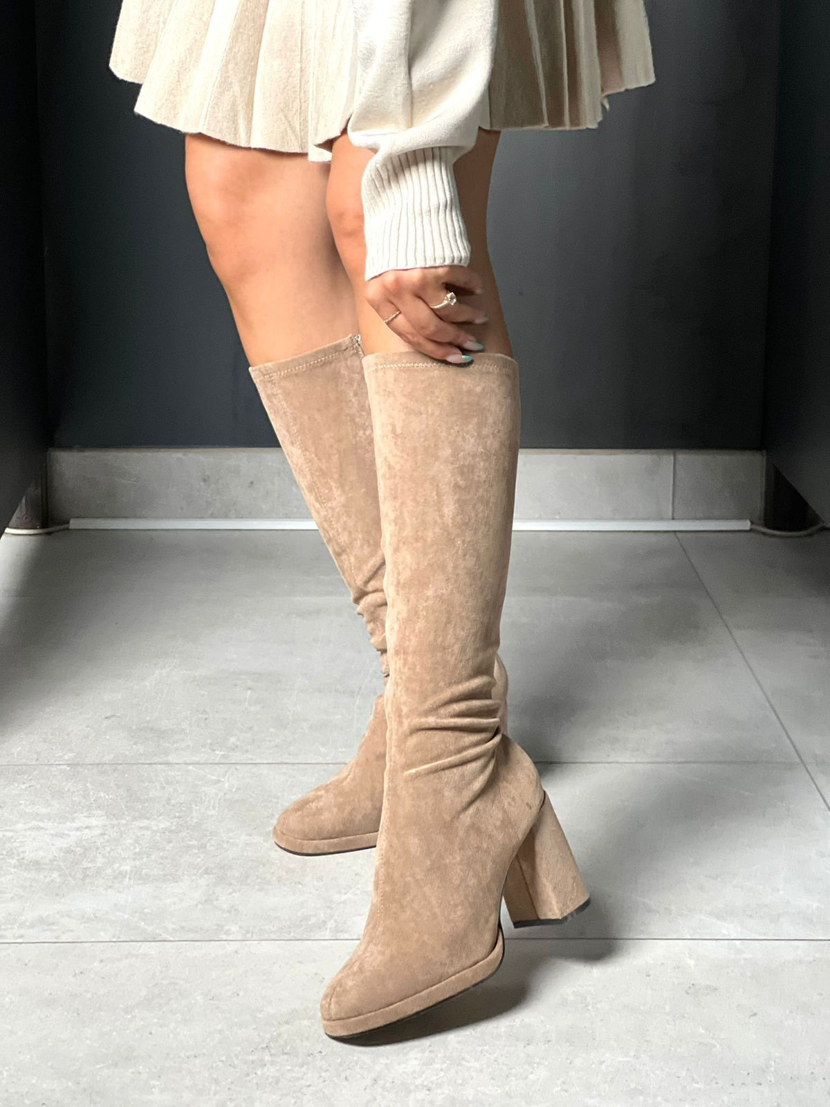BOTTE BEIGE CHAUSSETTE