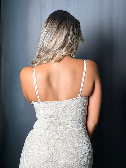 ROBE DENTELLE BEIGE