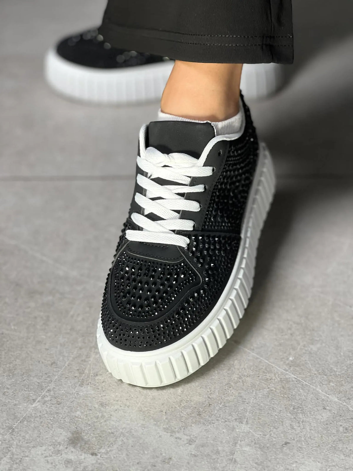 Basket noir en strass