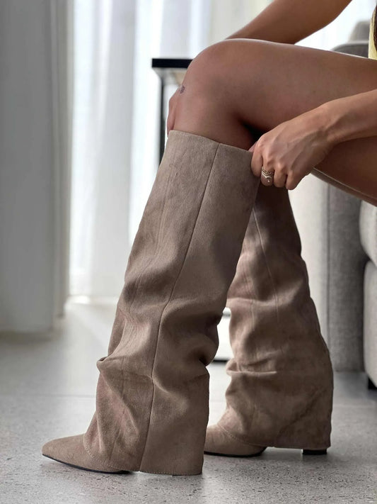 Bottes en daim beige