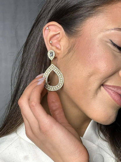 Boucles d'oreille goute strass