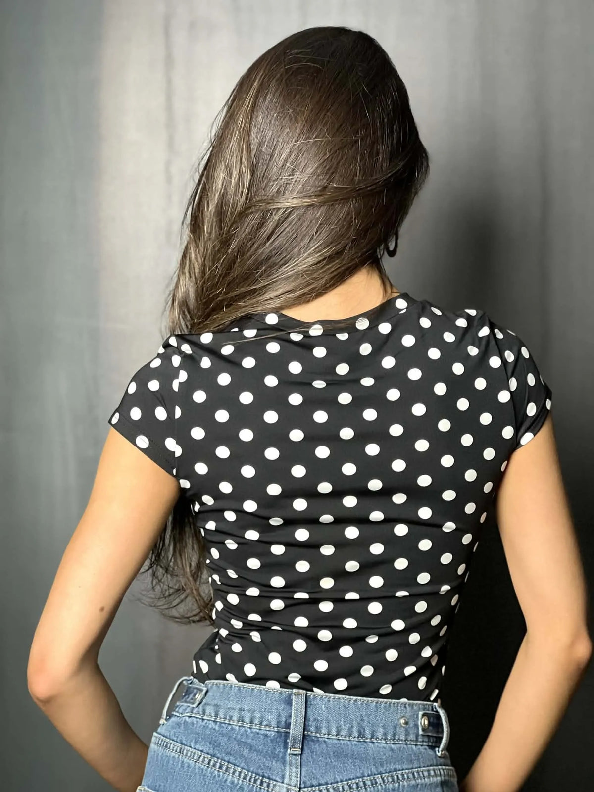 Haut pois noir