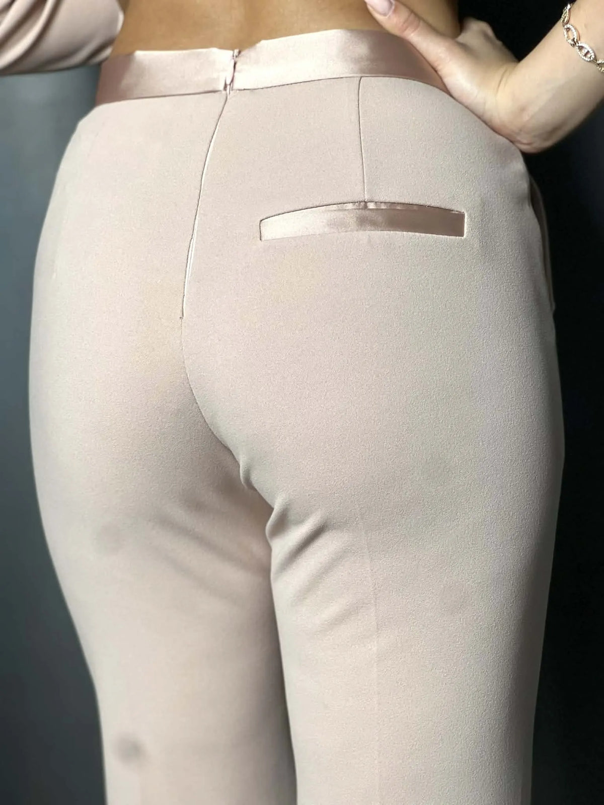 Pantalon tailleur rose
