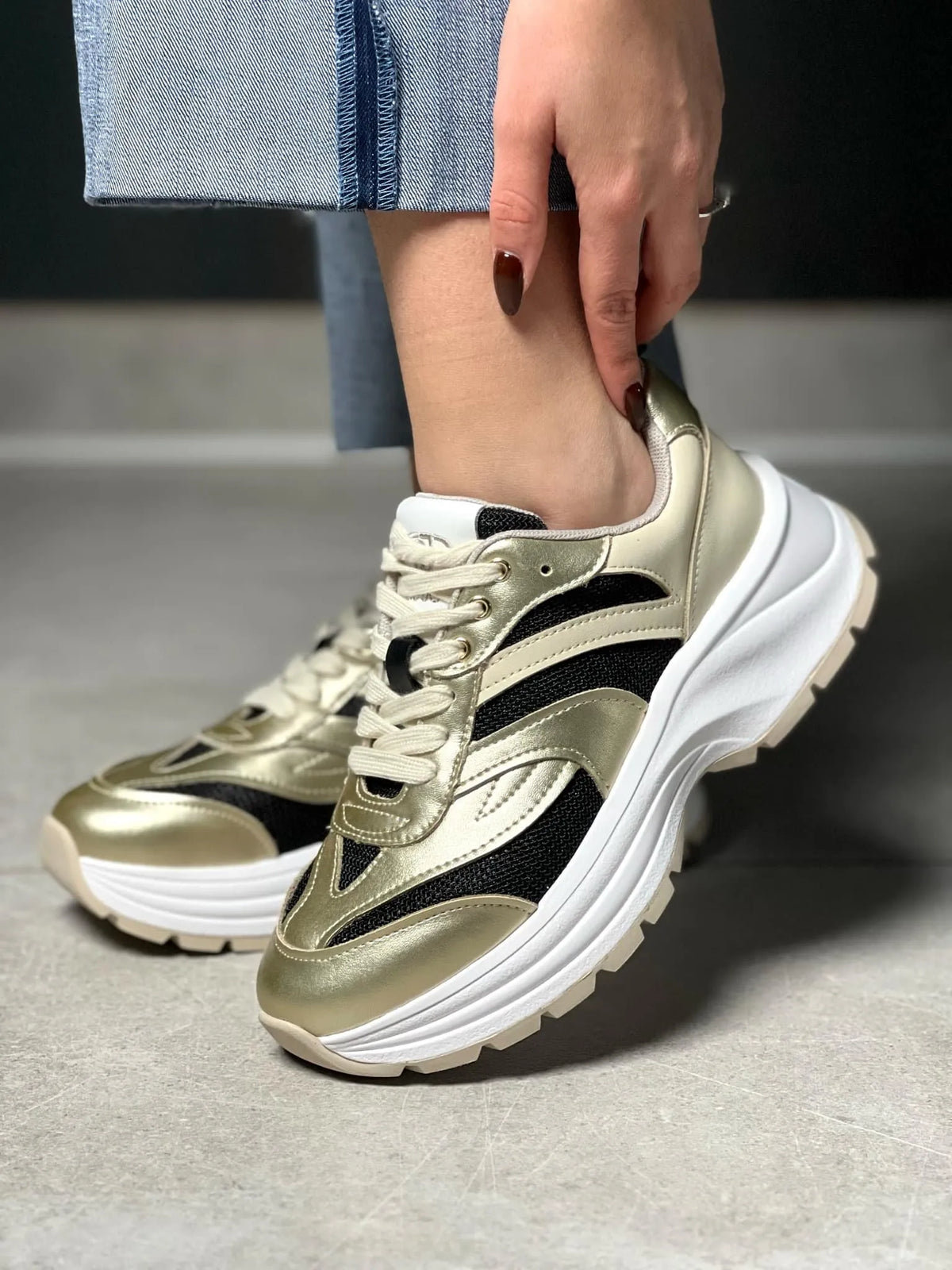 Sneaker metallic calf laethe